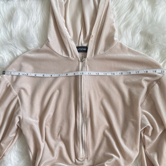 PrettyLittleThing Velour Hooded Romper – Beige Lounge Playsuit - Picture 4 of 8